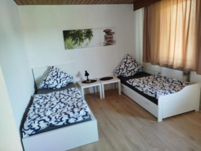 Geilenkirchen IaM mit Balkon,3 Schlafzimmer ,7 betten,150 qm